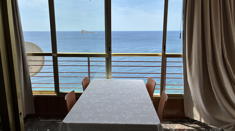 Foto 3 de Apartamento de alquiler en Armada Española, Playa Poniente, Benidorm