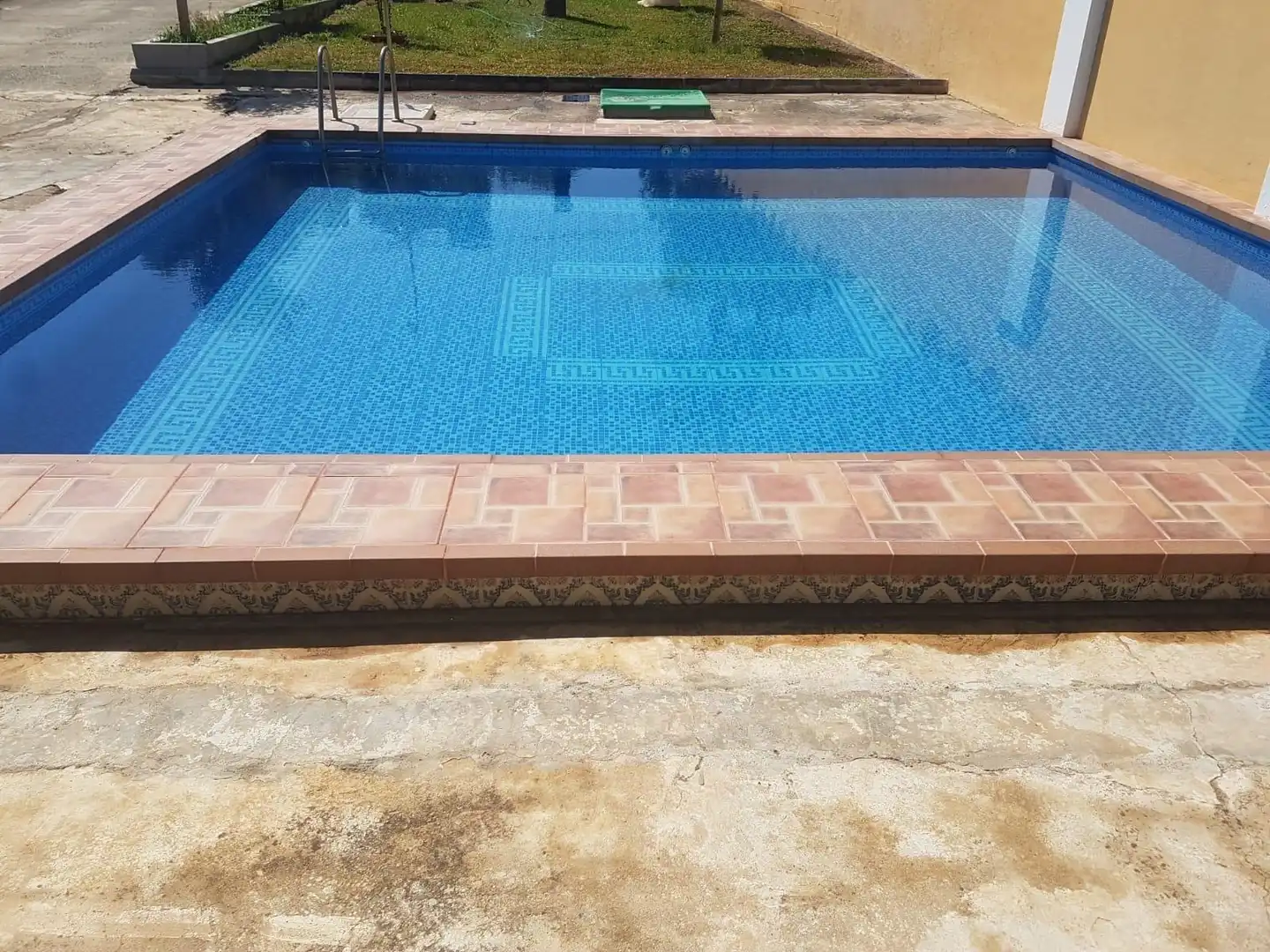 Piscina de Finca rústica en venta en Dos Hermanas