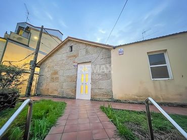 Casa con jardín en venta en Rúa do Doutor Carracido