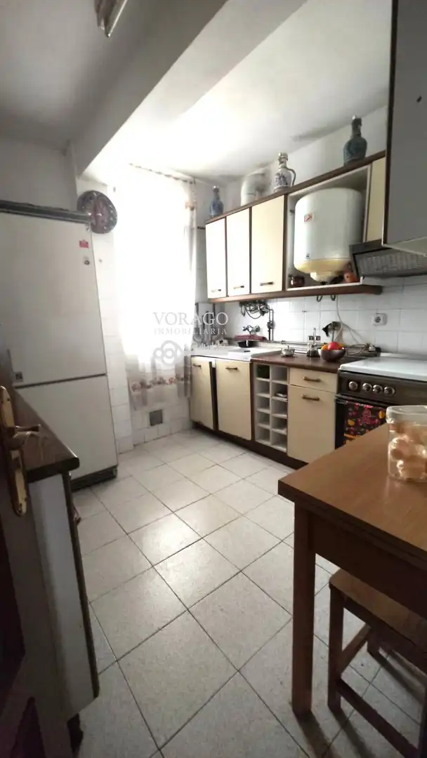 Küche von Wohnung zum Verkauf in Guadalajara mit Terrasse und Abstellraum