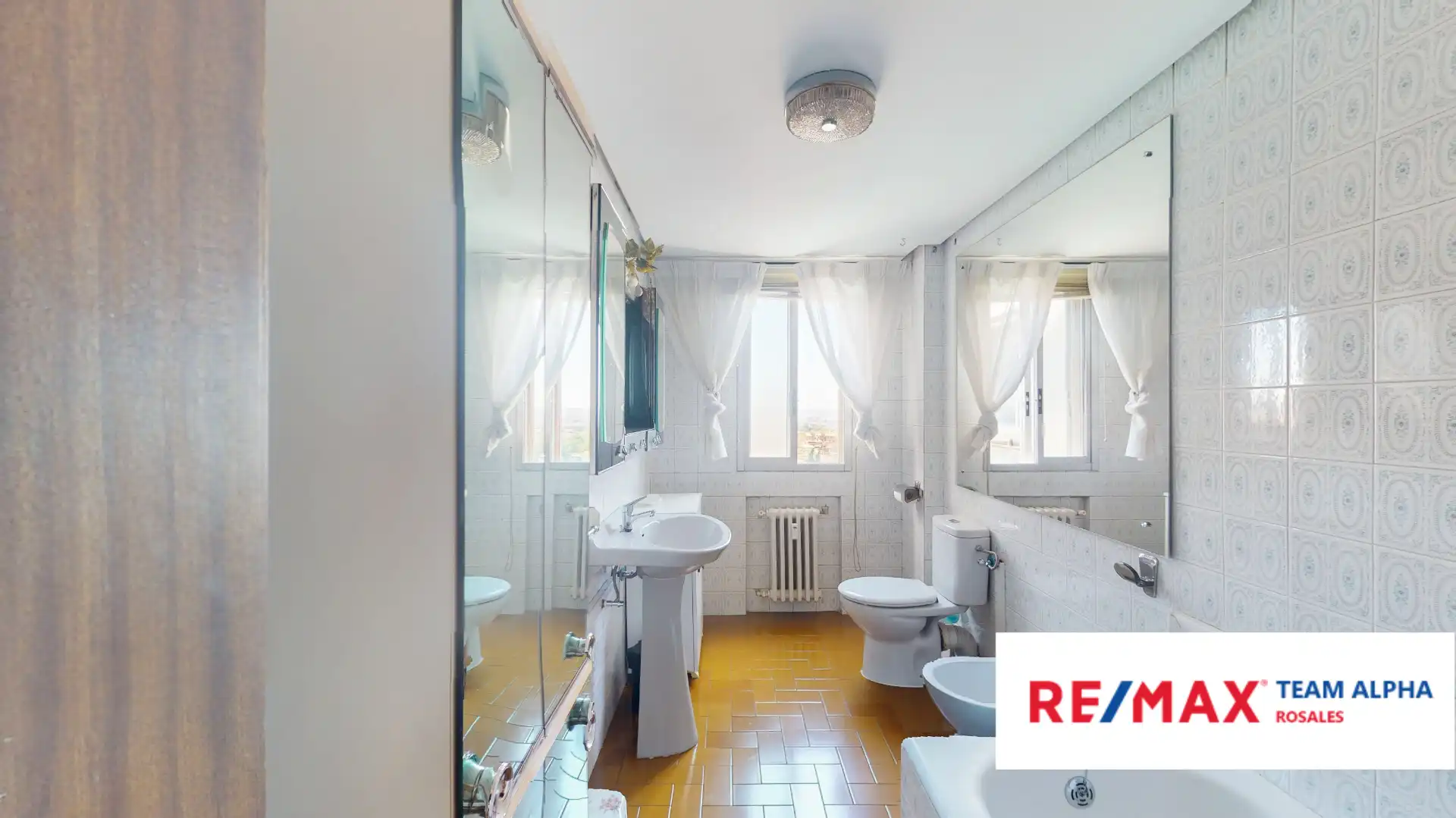 Baño de Piso en venta en Madrid con Aire acondicionado, Calefacción y Parquet