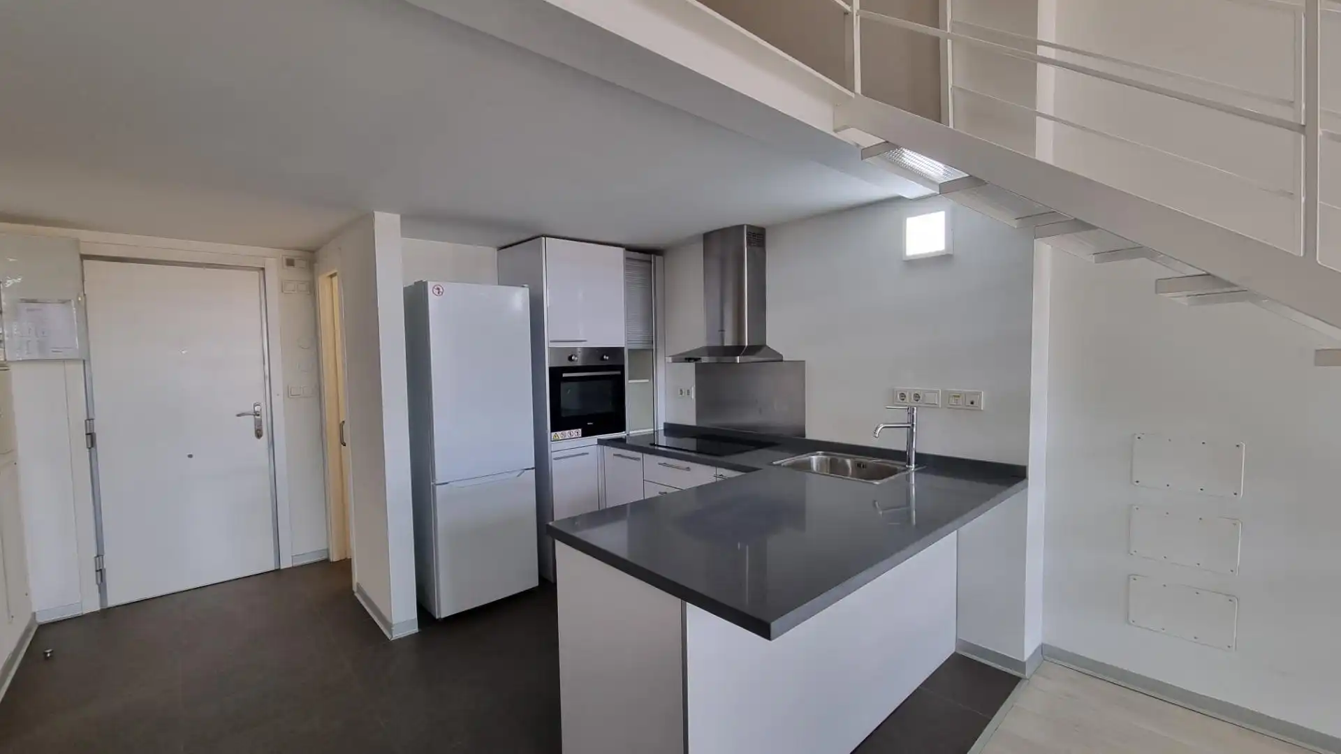 Cuina de Loft en venda en Xirivella amb Aire condicionat, Calefacció i Moblat