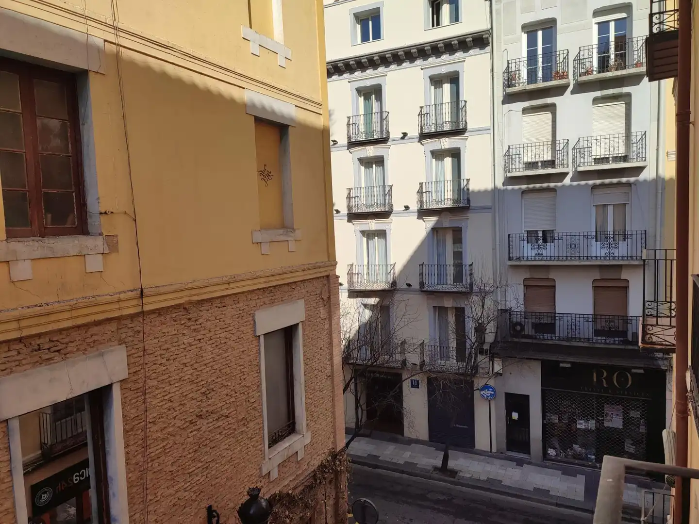 Exterior view of Flat for sale in Zaragoza  with Air Conditioner, Heating and Furnished