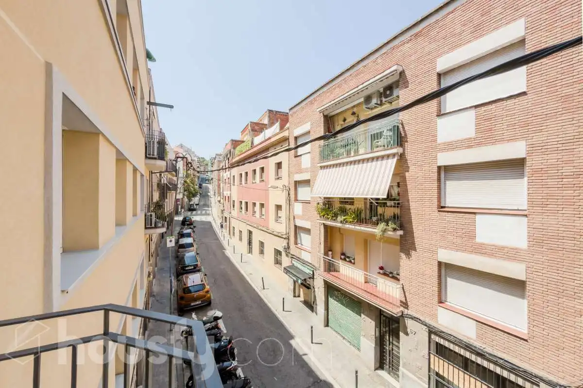 Vista exterior de Piso en venta en Barcelona con Aire acondicionado, Calefacción y Parquet