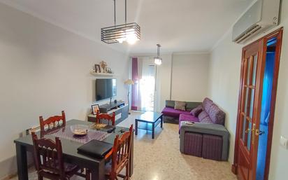 Living room of Flat for sale in Arcos de la Frontera  with Air Conditioner and Balcony