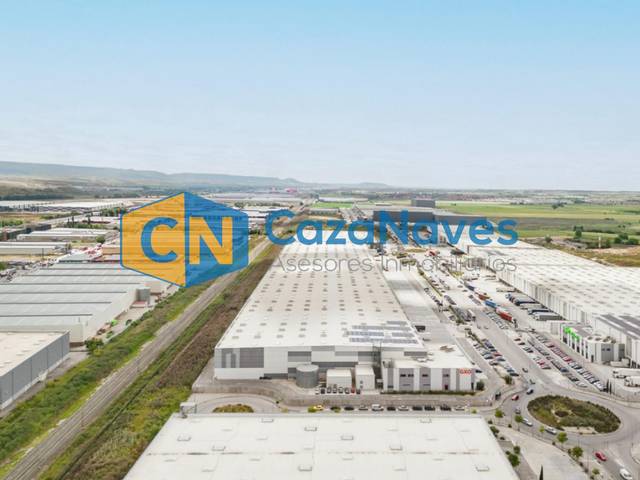 Nave industrial en Alquiler en Avenida la Veguilla, 9 en Cabanillas del Campo