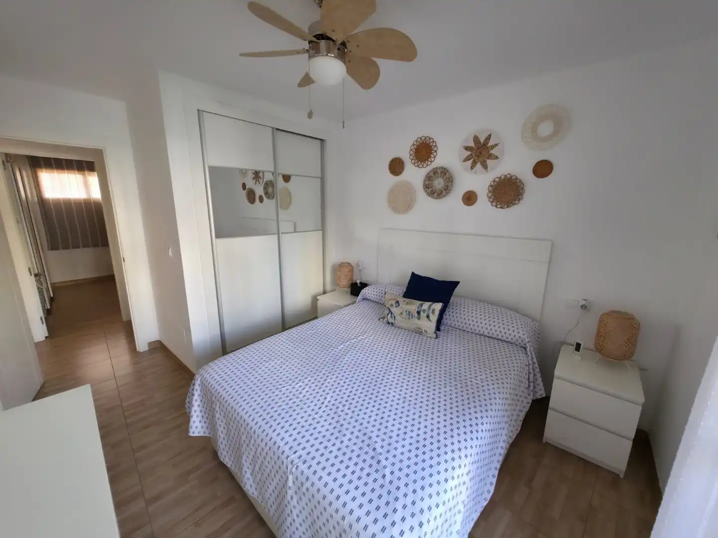 Habitación de Piso en venta en Vélez-Málaga con Aire acondicionado y Piscina comunitaria