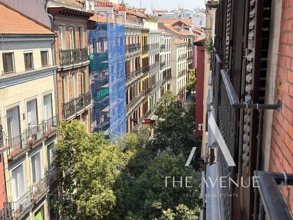 Vista exterior de Piso en venta en Madrid con Aire acondicionado, Calefacción y Amueblado