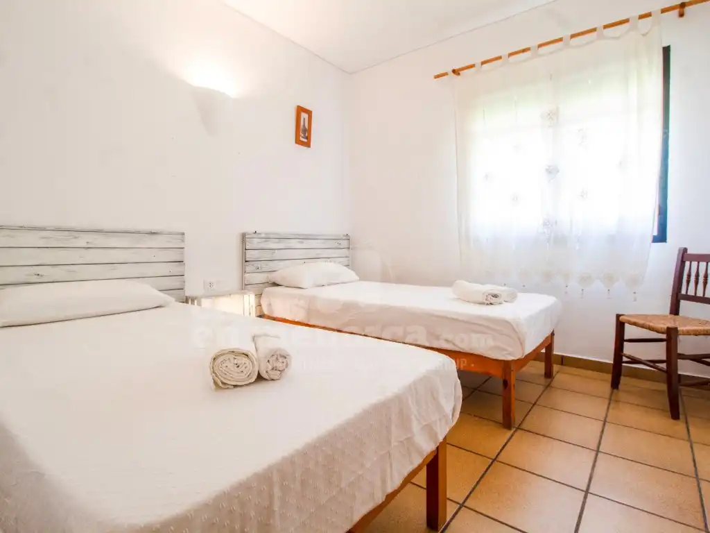 Habitación de Finca rústica en venta en Es Castell con Aire acondicionado, Terraza y Piscina
