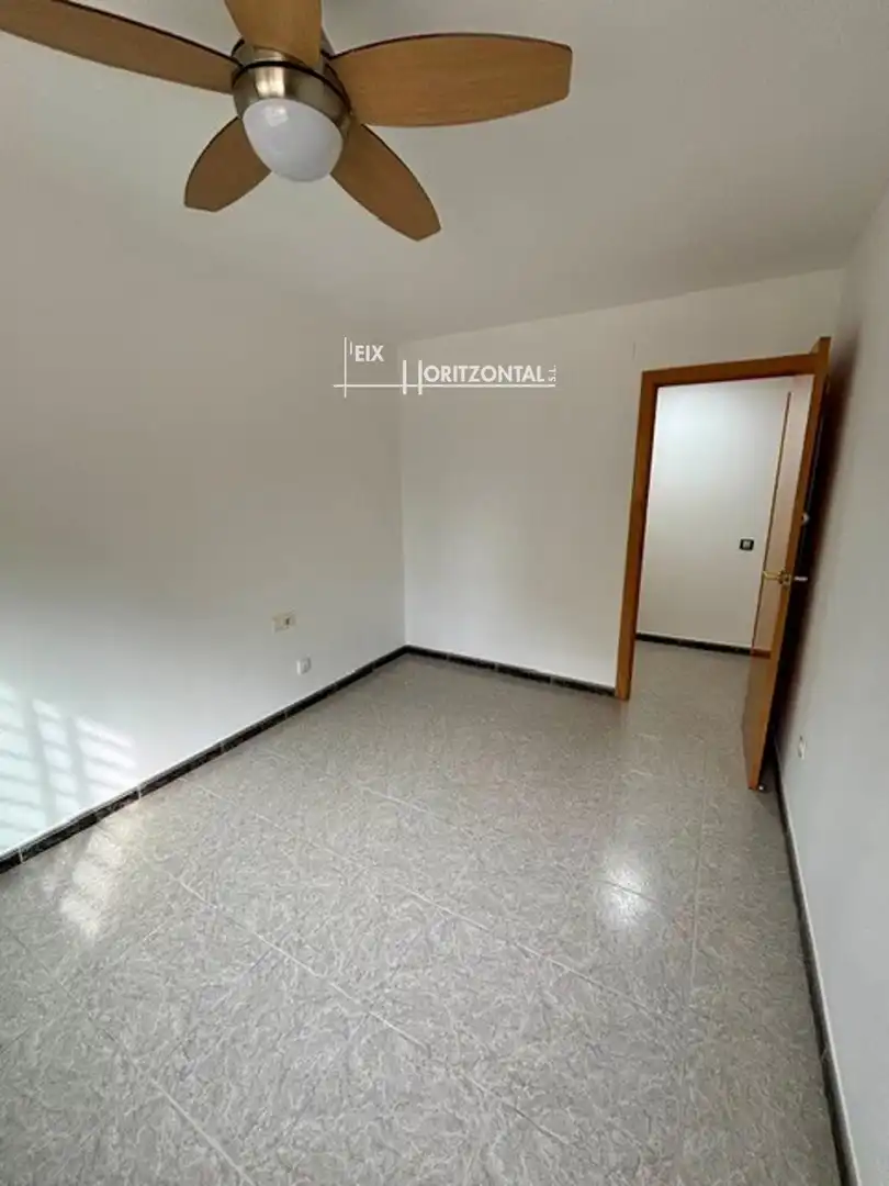 Bedroom of Flat for rent in Sabadell  with Heating