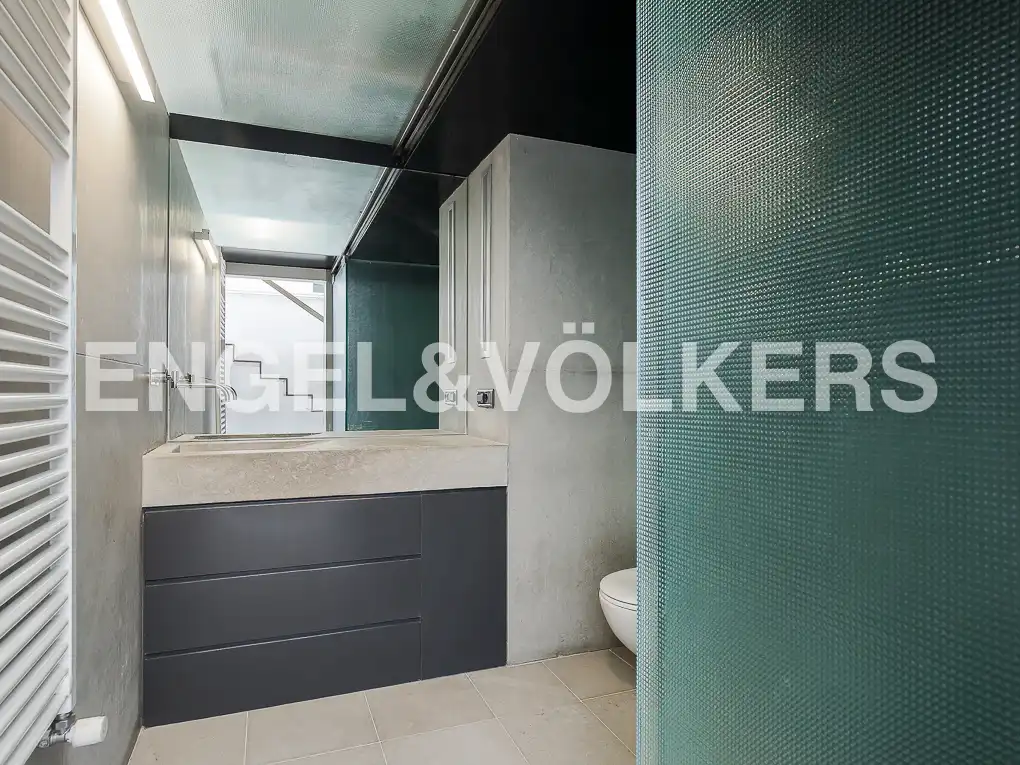 Badezimmer von Dachboden zur Miete in Valencia mit Klimaanlage, Heizung und Terrasse