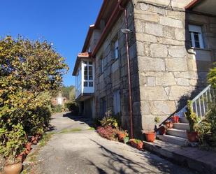 Vista exterior de Casa o xalet en venda en Cangas 