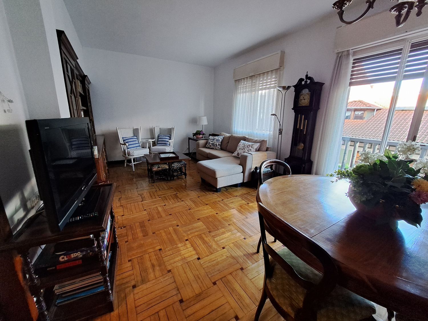 Living room of Flat for sale in Gijón   with Heating, Terrace and Swimming Pool