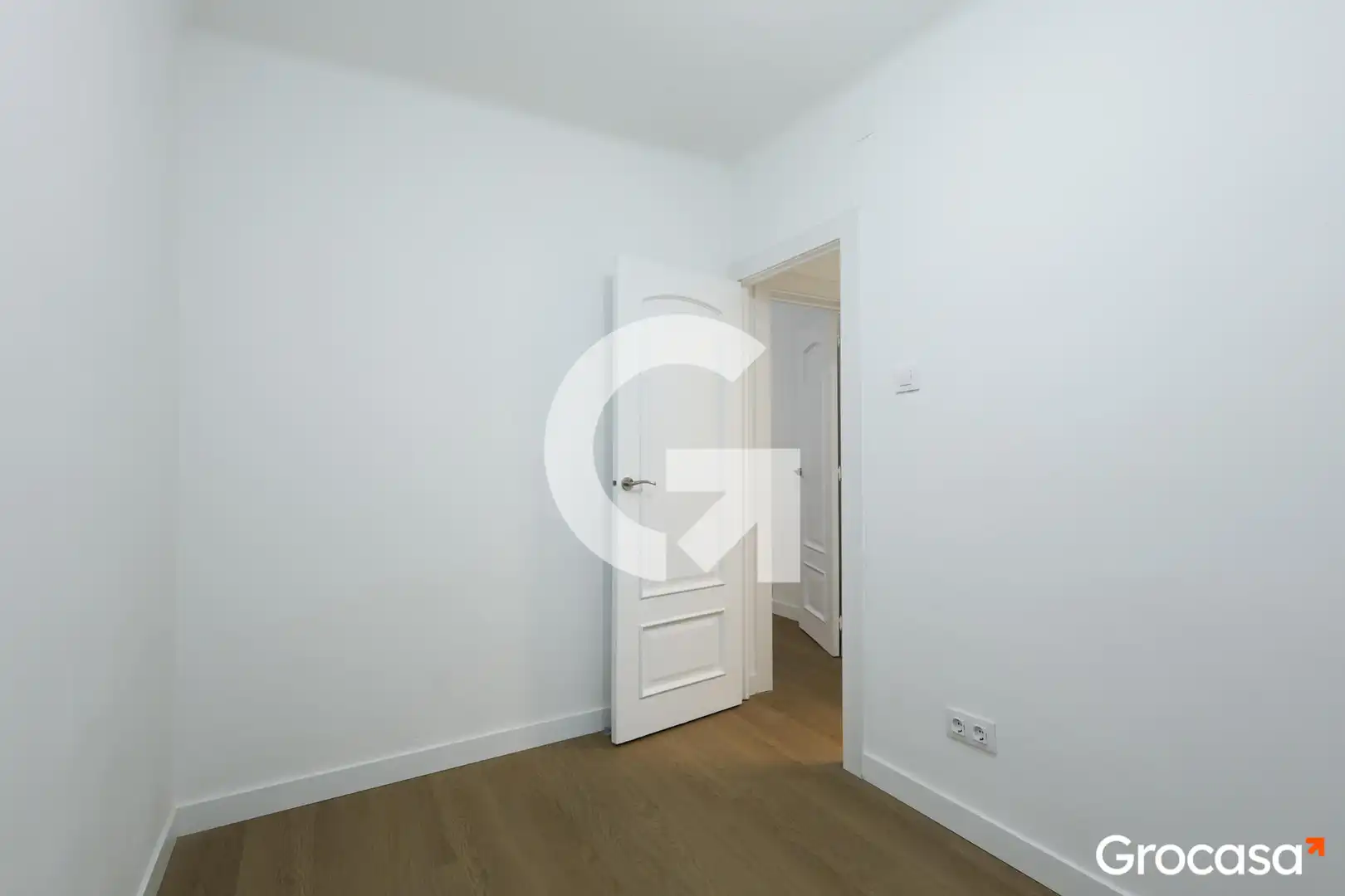 Habitación de Piso en venta en L'Hospitalet de Llobregat con Aire acondicionado, Calefacción y Horno