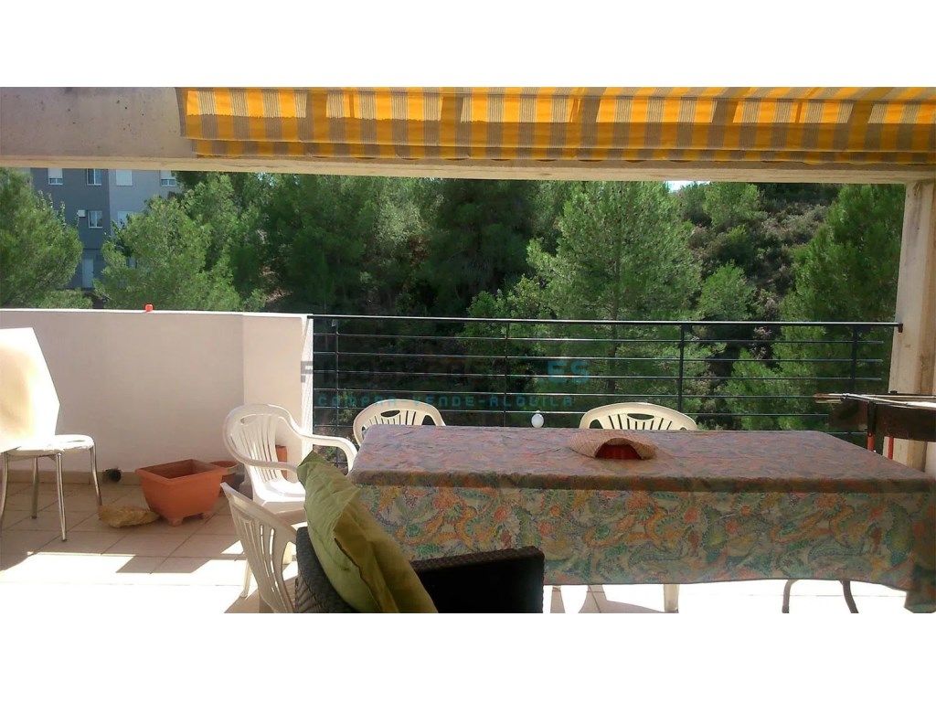 Terrassa de Casa adosada en venda en Alborache amb Aire condicionat, Jardí privat i Terrassa