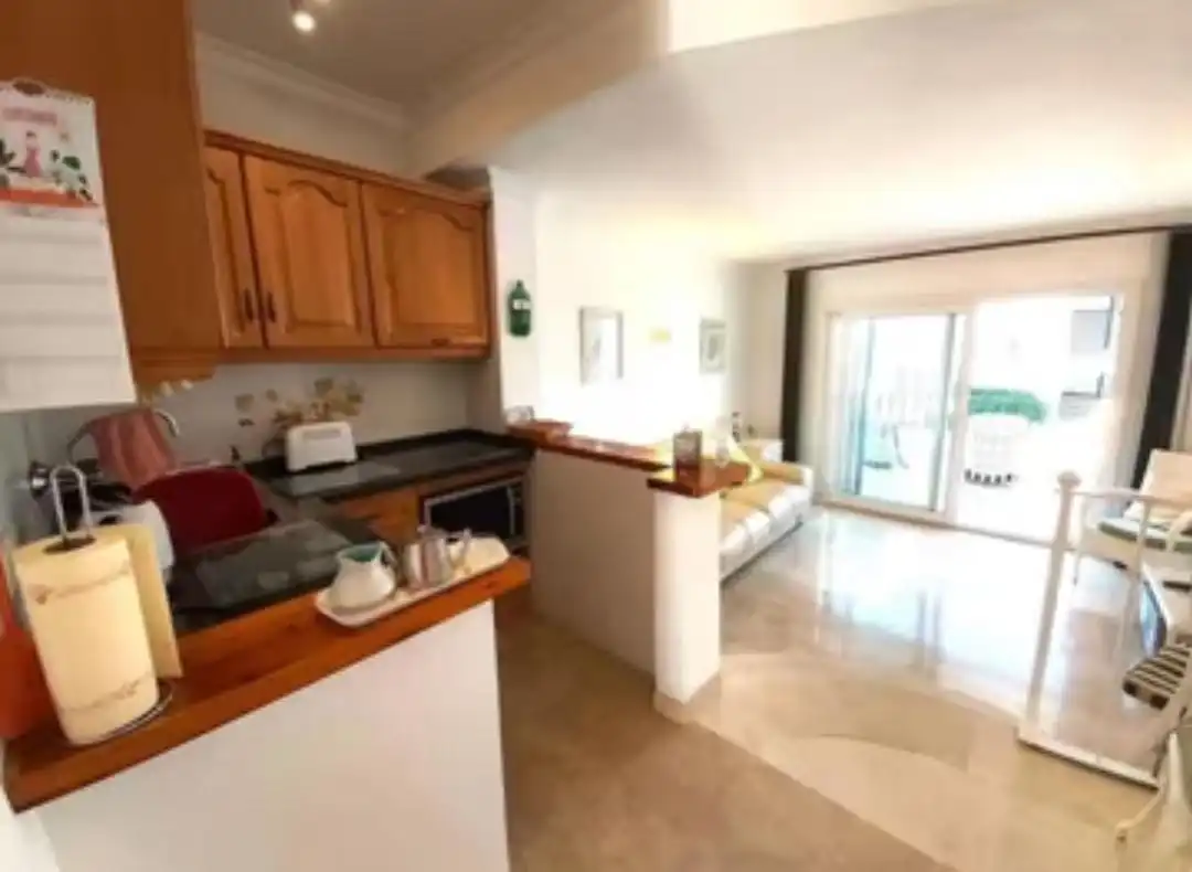 Cocina de Apartamento de alquiler en Estepona con Terraza y Amueblado