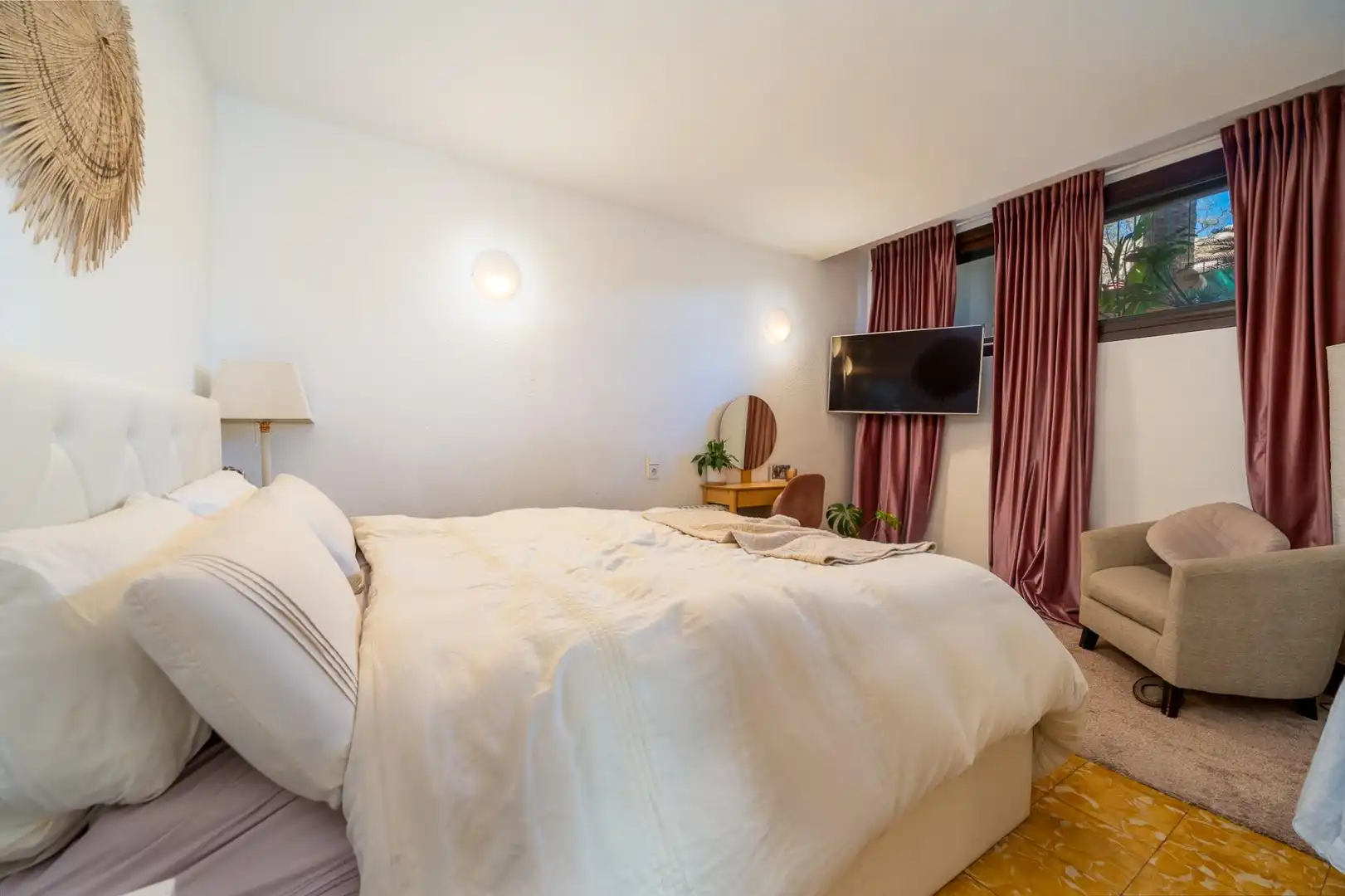 Dormitori de Casa adosada en venda en Calvià amb Jardí privat i Terrassa