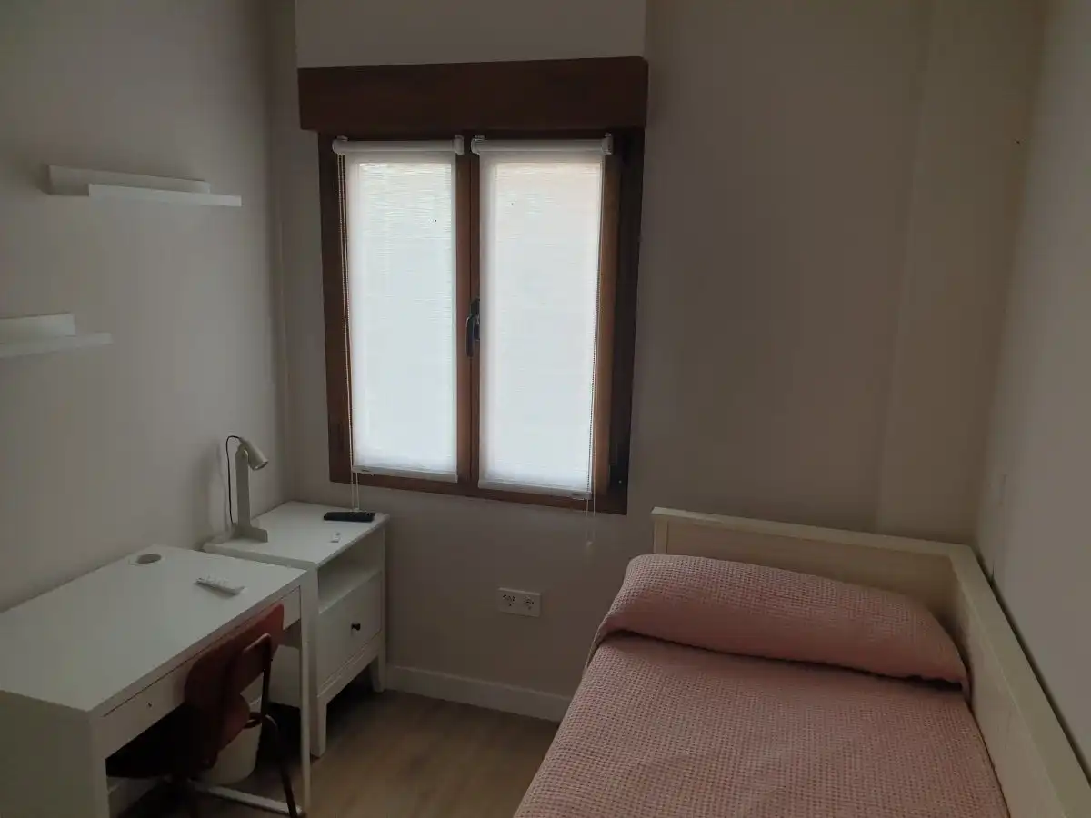 Habitación de Piso de alquiler en Miranda de Ebro con Calefacción y Terraza