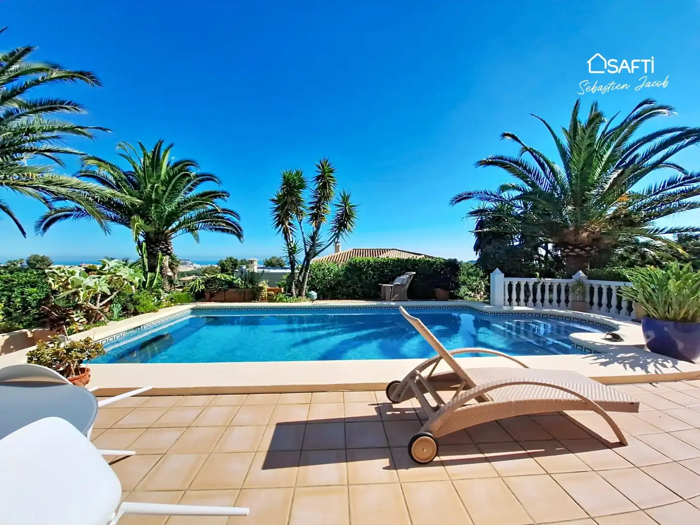 Swimming pool of Houses for sale in Dénia  with Air Conditioner, Heating and Terrace