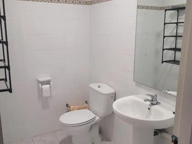 Baño de Local en venta en San Jorge / Sant Jordi con Terraza y Alarma