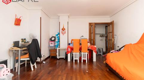 Photo 4 of Flat for sale in Calle Periana, San Fermín, Madrid