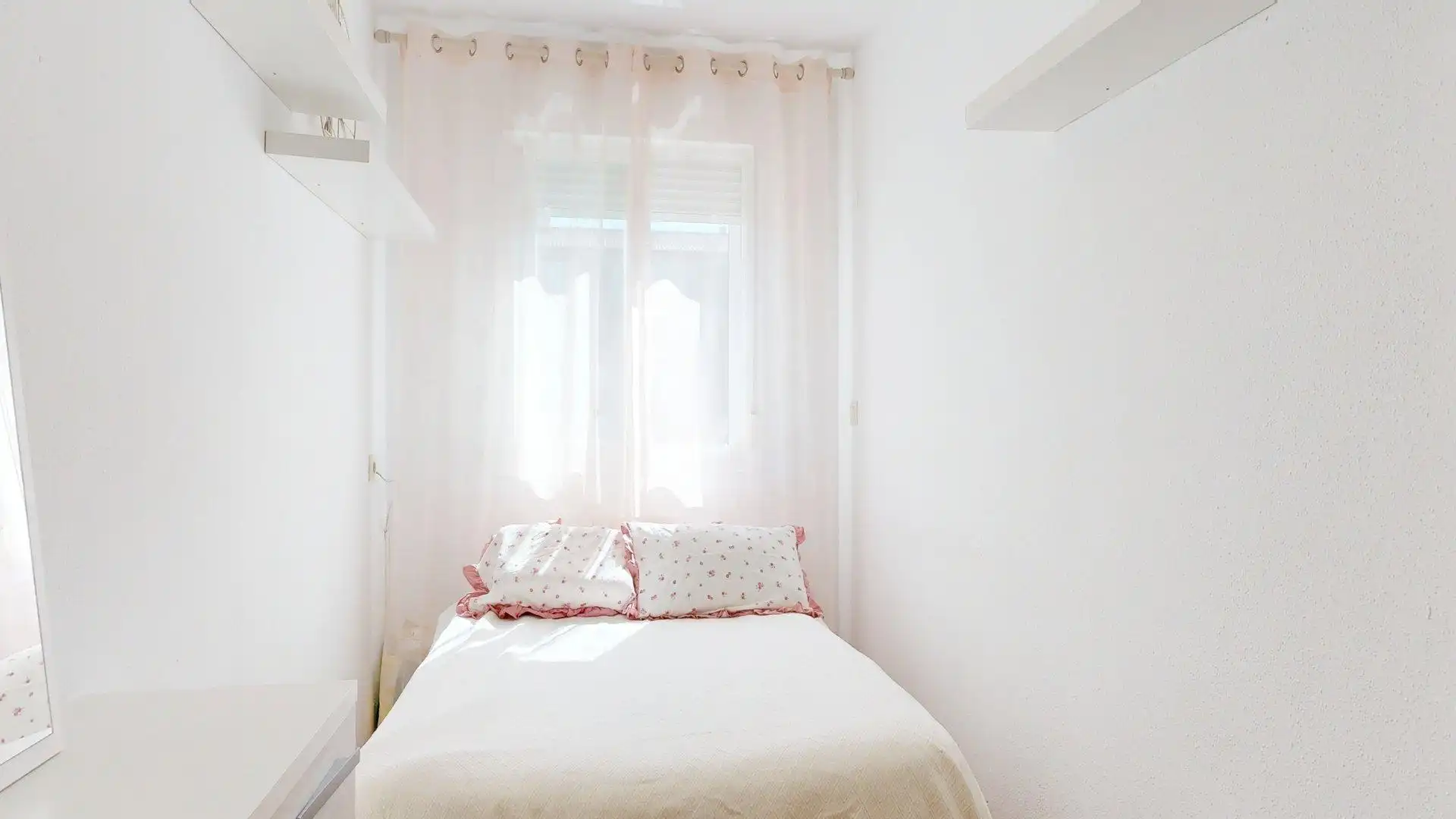 Flat for sale in Calle de Altair, 11, Valdefierro