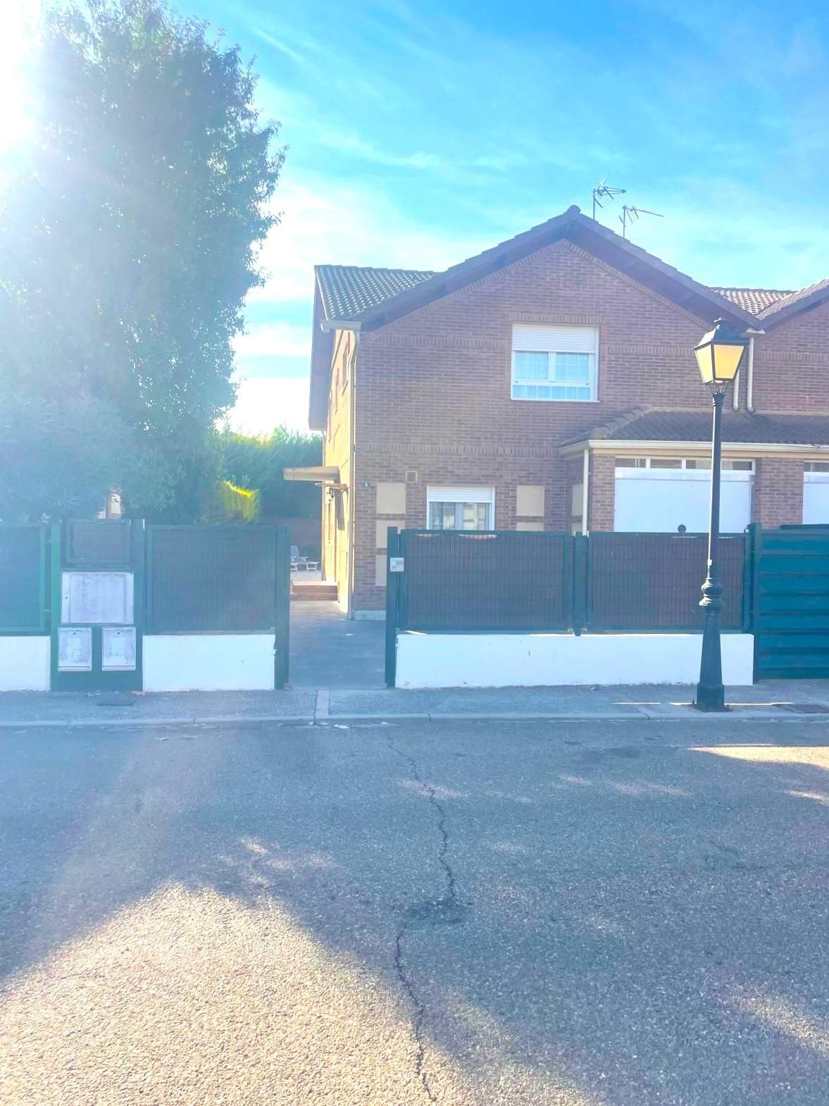 House or chalet for sale