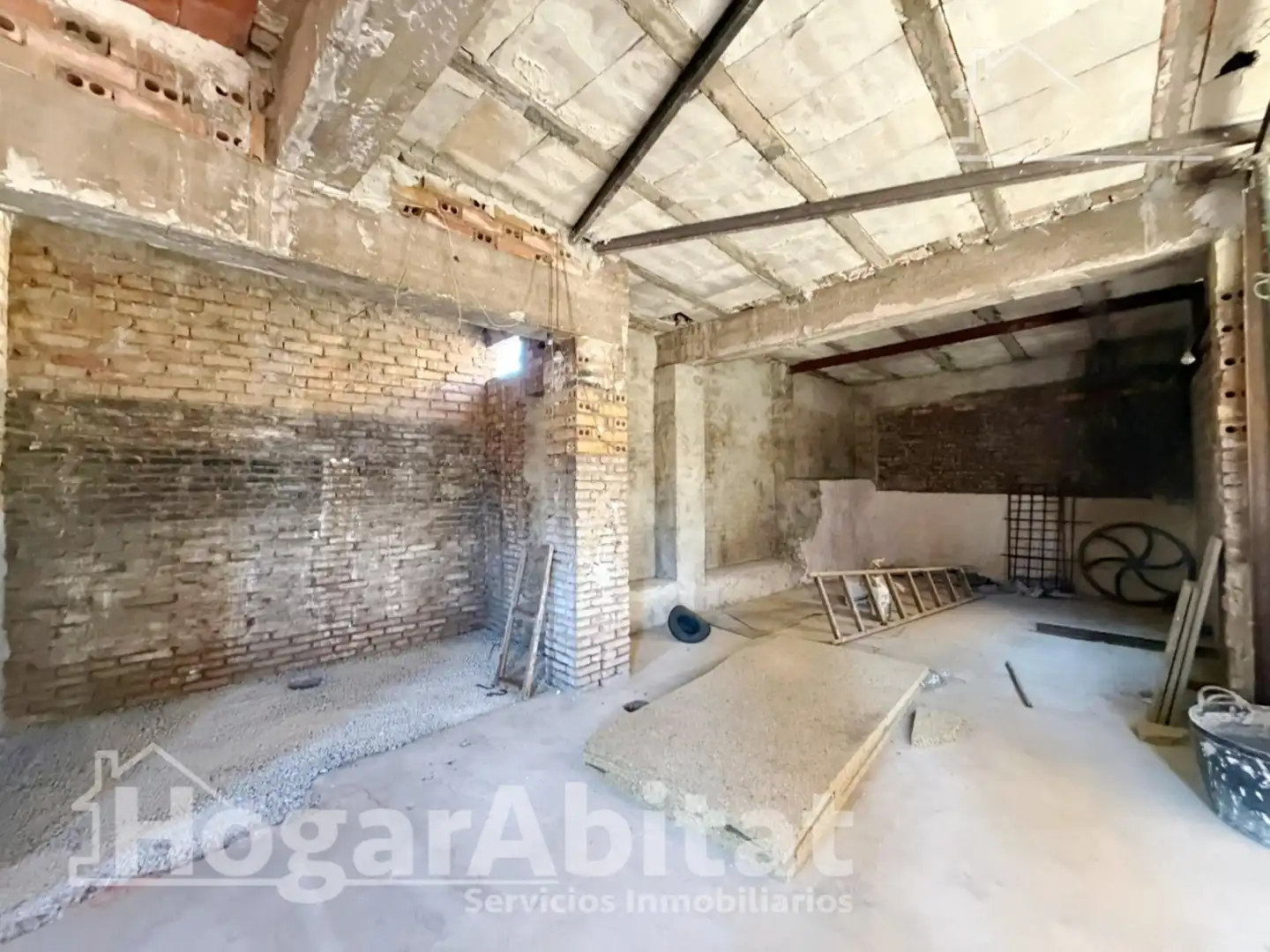 Casa o chalet en venta en Sagunto / Sagunt con Terraza y Balcón