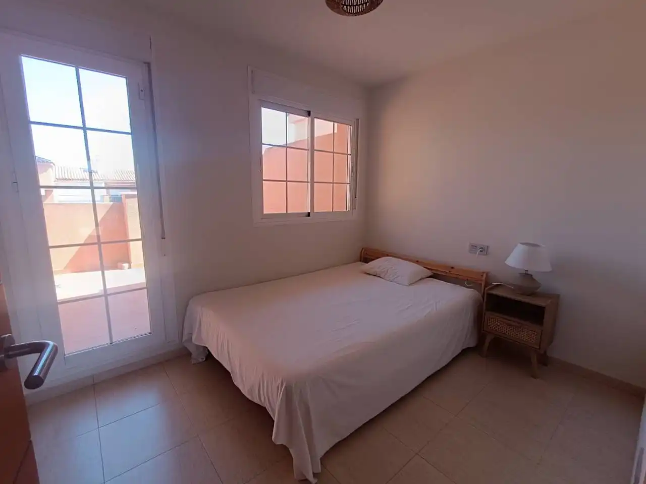 Schlafzimmer von Dachboden zum Verkauf in El Ejido mit Klimaanlage, Heizung und Terrasse