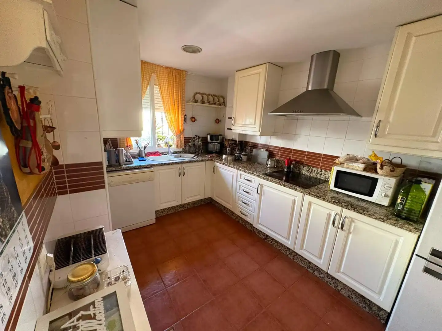 Cocina de Casa adosada en venta en Bollullos de la Mitación con Aire acondicionado y Trastero