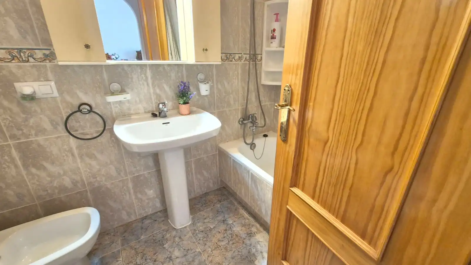 Bathroom of Flat for sale in Elche / Elx  with Terrace