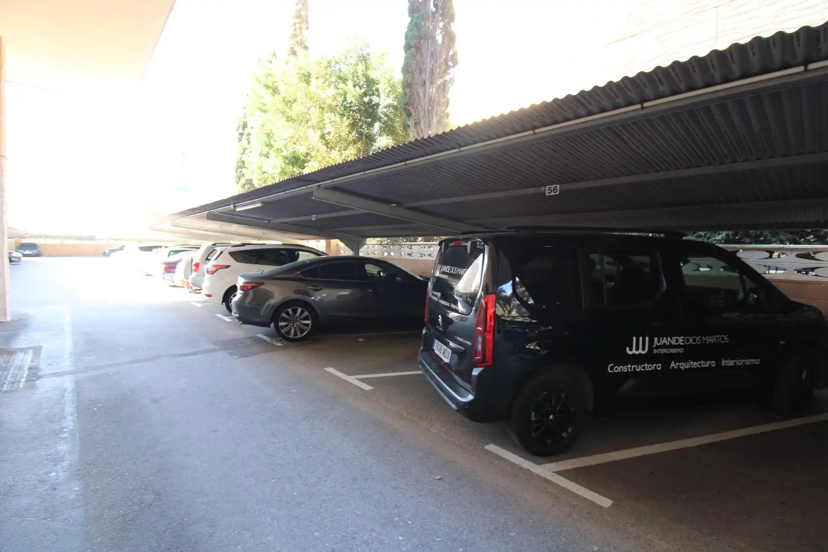 Aparcament de Àtic en venda en Alicante / Alacant amb Terrassa, Balcó i Piscina comunitària