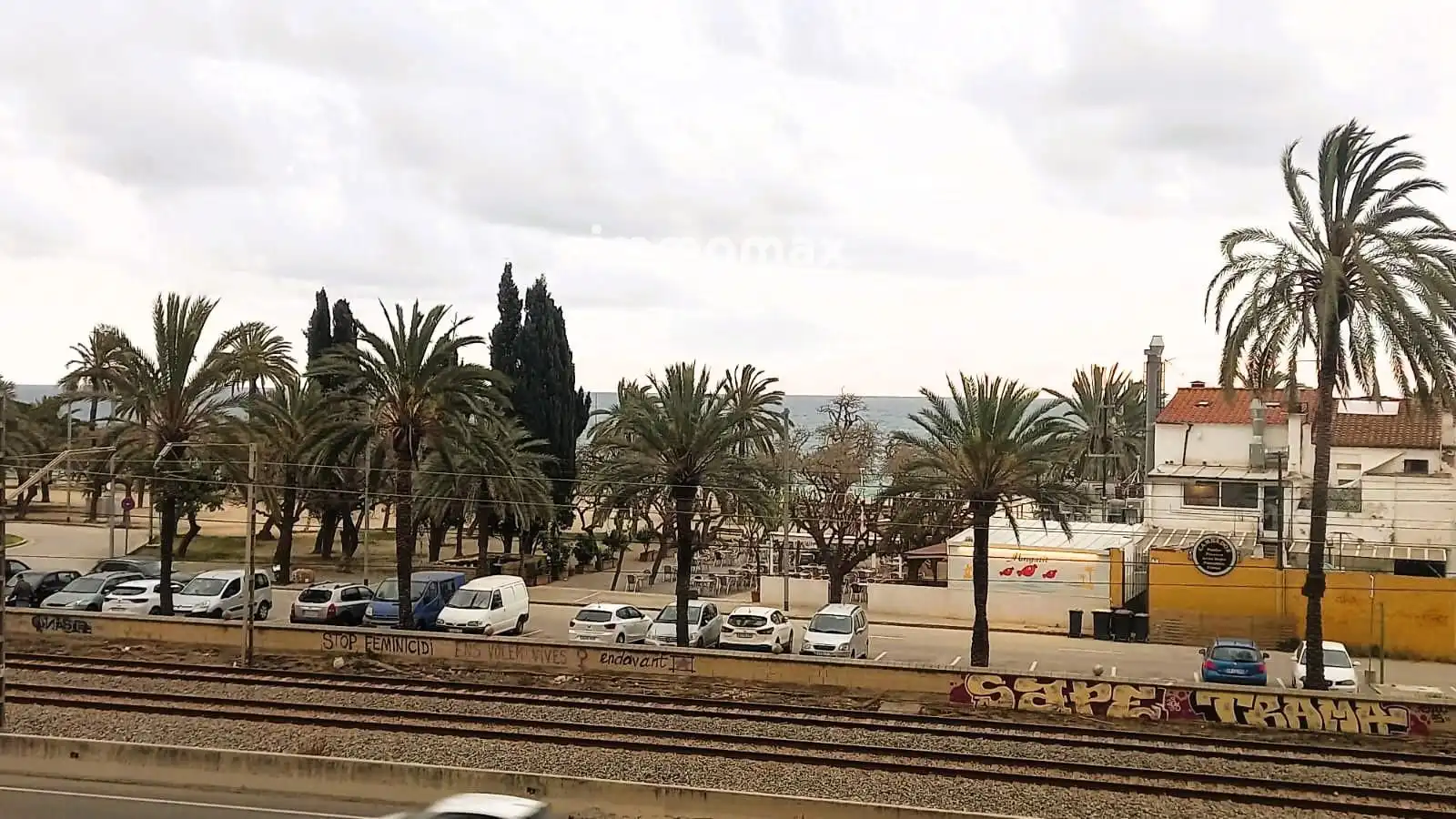 Vista exterior de Pis en venda en Mataró amb Aire condicionat, Calefacció i Terrassa