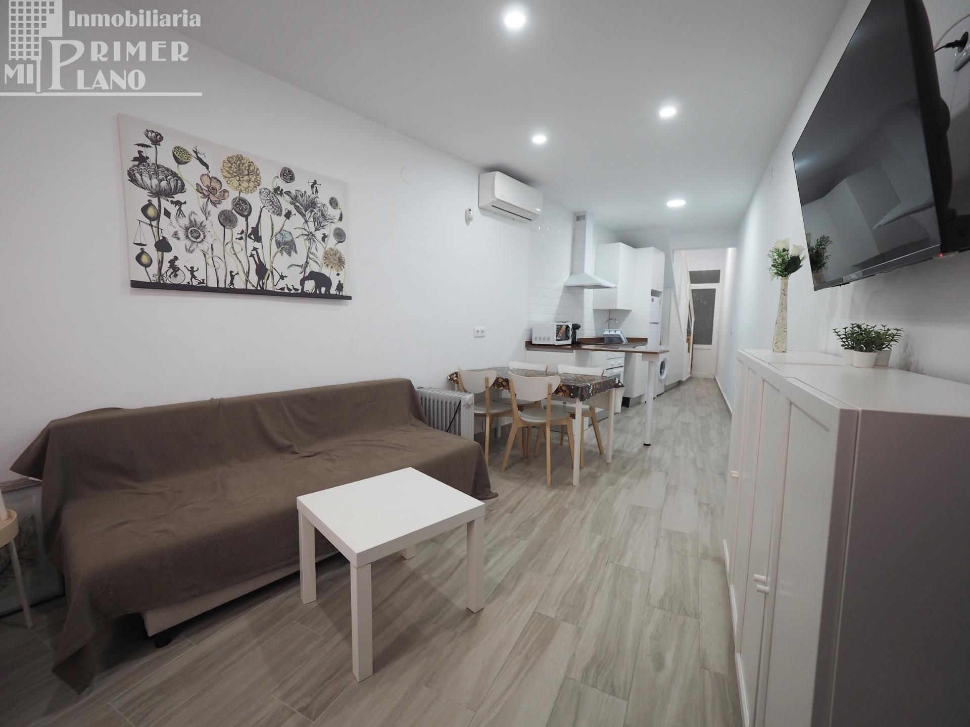 Living room of House or chalet for sale in Tomelloso  with Air Conditioner, Heating and Alarm