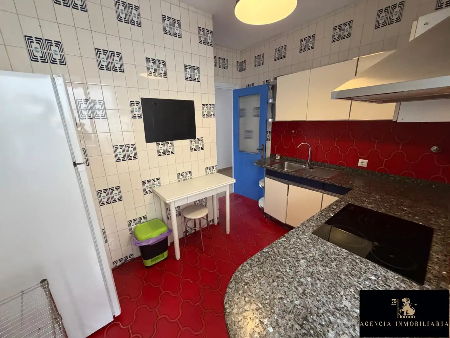 Cocina de Piso en venta en Murcia con Terraza y Balcón