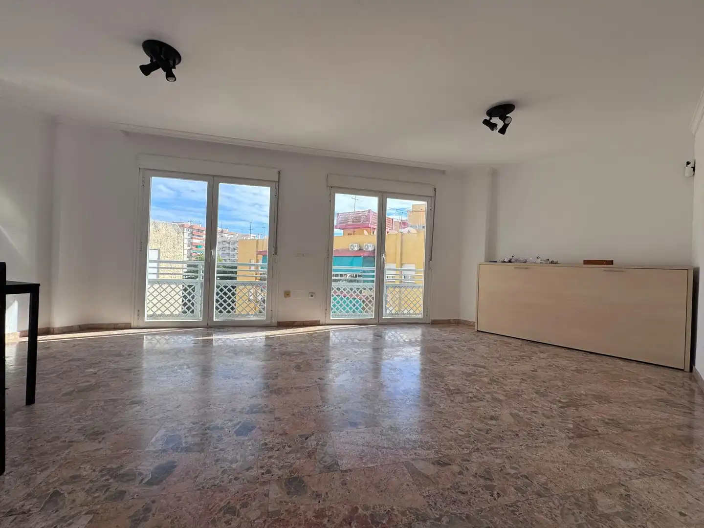 Living room of Flat for sale in Fuengirola  with Terrace and Balcony