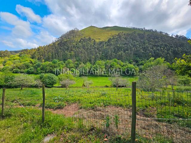 Terreno residencial en Venta en Plaza de Pumarín, 704 en Caravia