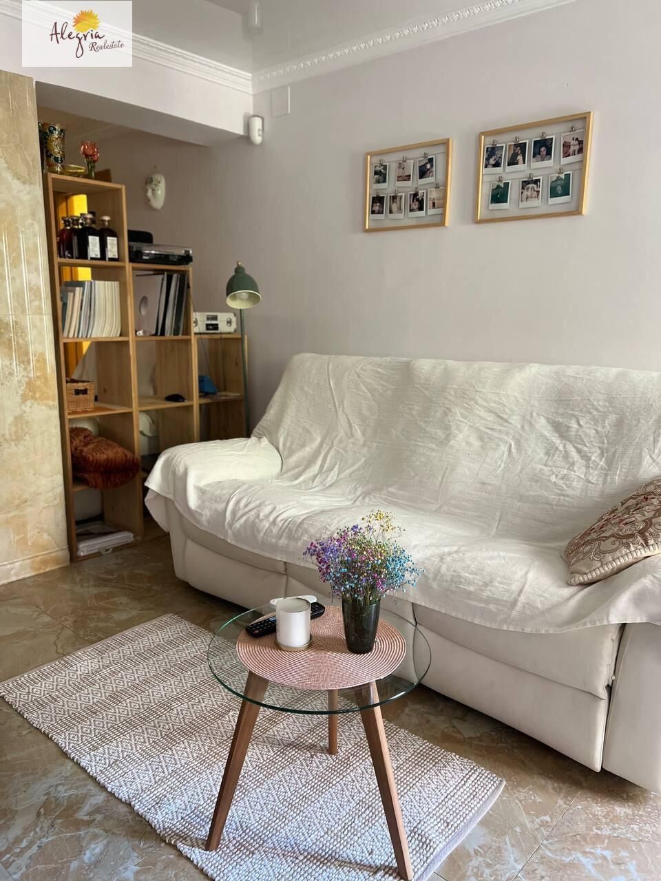 Living room of Apartment to rent in  Valencia Capital  with Air Conditioner, Heating and Balcony