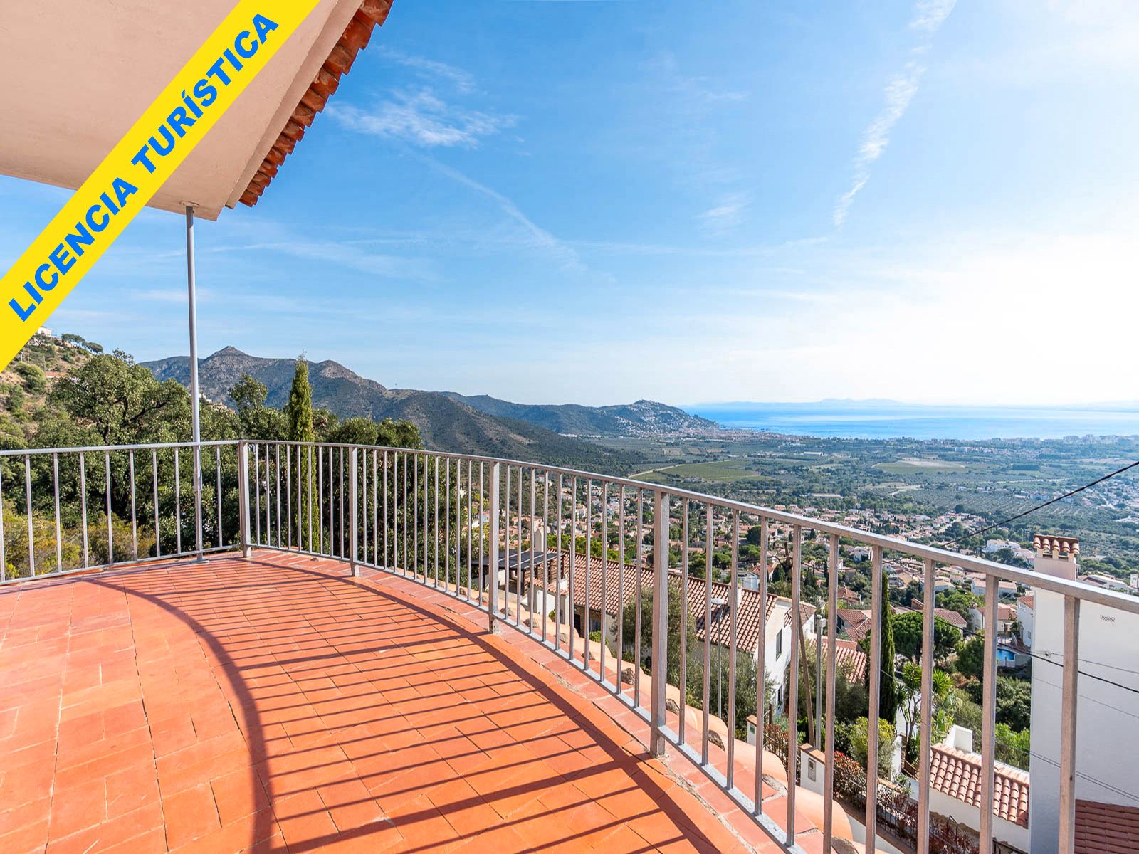 Exterior view of House or chalet for sale in Roses  with Private garden and Terrace