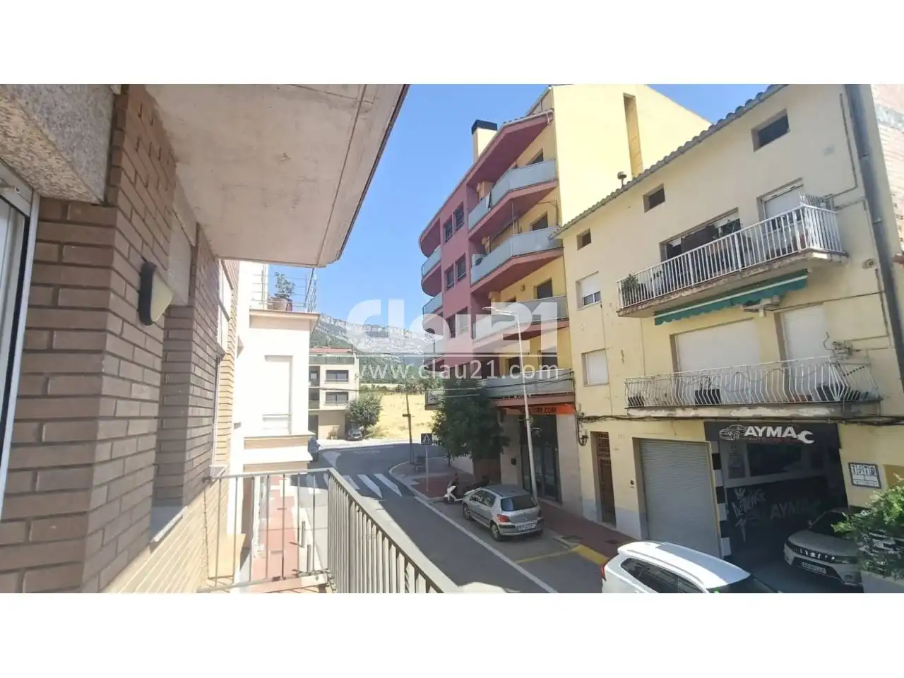 Exterior view of Flat for sale in Avià  with Heating, Terrace and Storage room