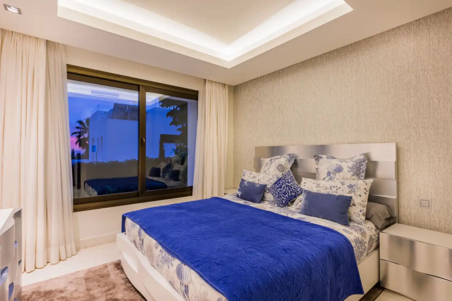 Habitación de Casa o chalet de alquiler en Marbella con Aire acondicionado, Calefacción y Terraza