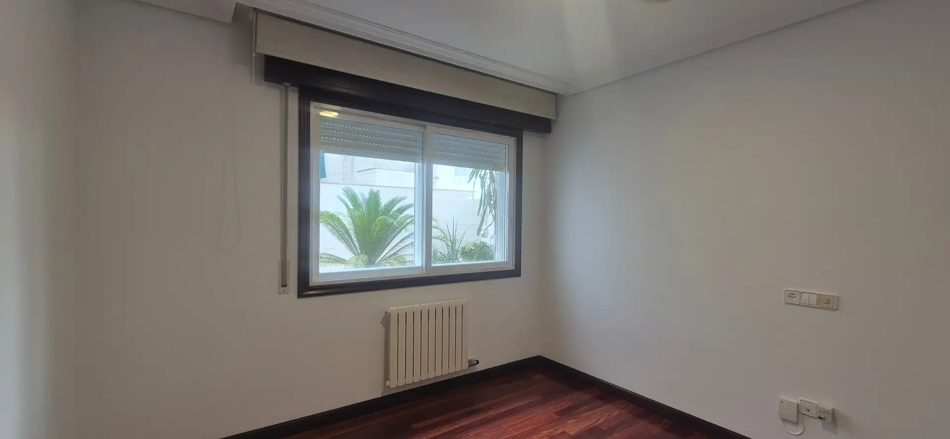 Bedroom of Flat for rent in Vigo   with Heating, Parquet flooring and Storage room