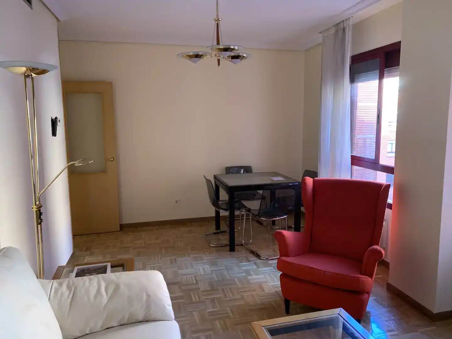 Sala d'estar de Pis per a compartir en Madrid amb Aire condicionat, Parquet i Moblat