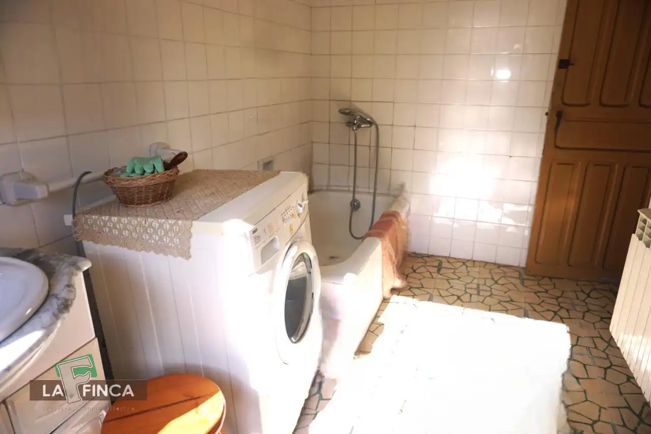 Baño de Casa o chalet en venta en Belmonte de Miranda