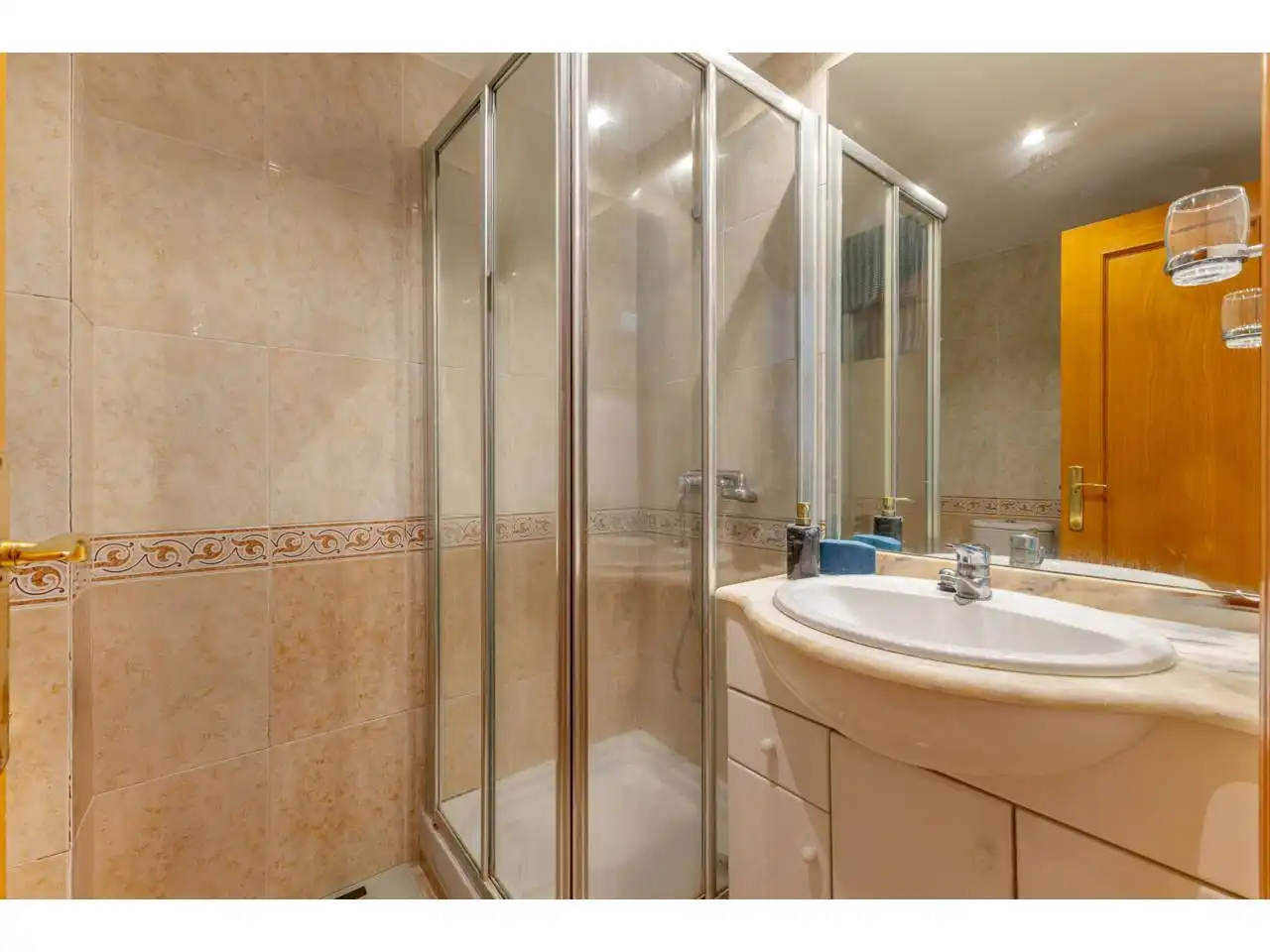 Piso con ascensor en venta en Avenida César Giorgeta, imagen 18