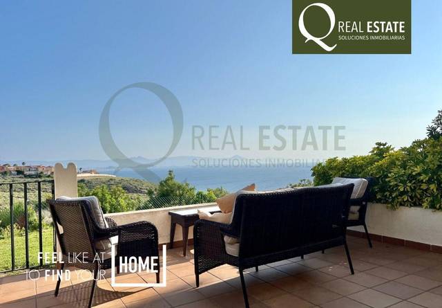 Casa-chalet en Venta en Gran Vista - Olivo de Oro