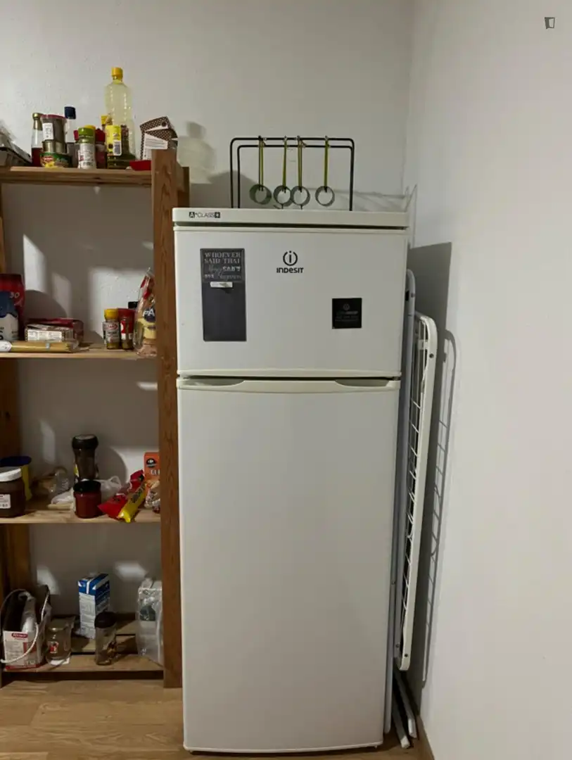 Vista exterior de Apartament per a compartir en Barcelona amb Moblat, Rentadora i Balcó