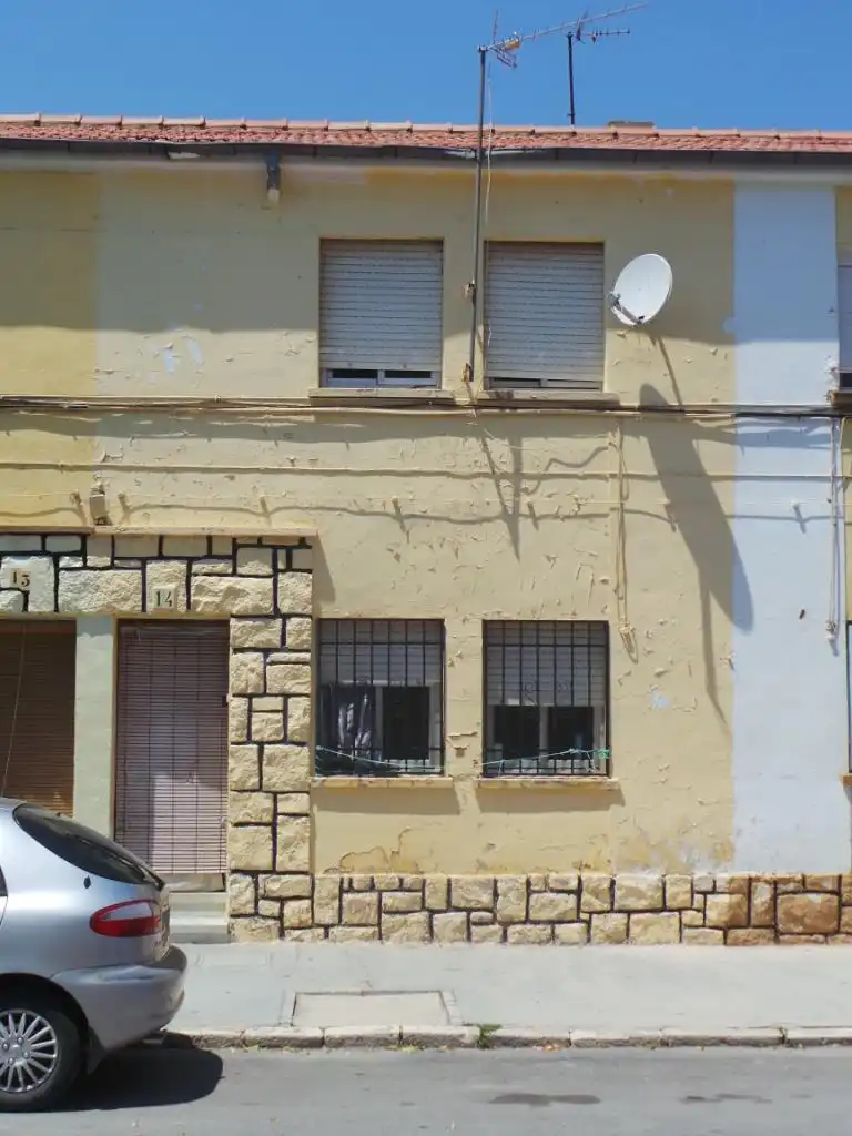 Chalet en venta en C/ Poblado de Absorción