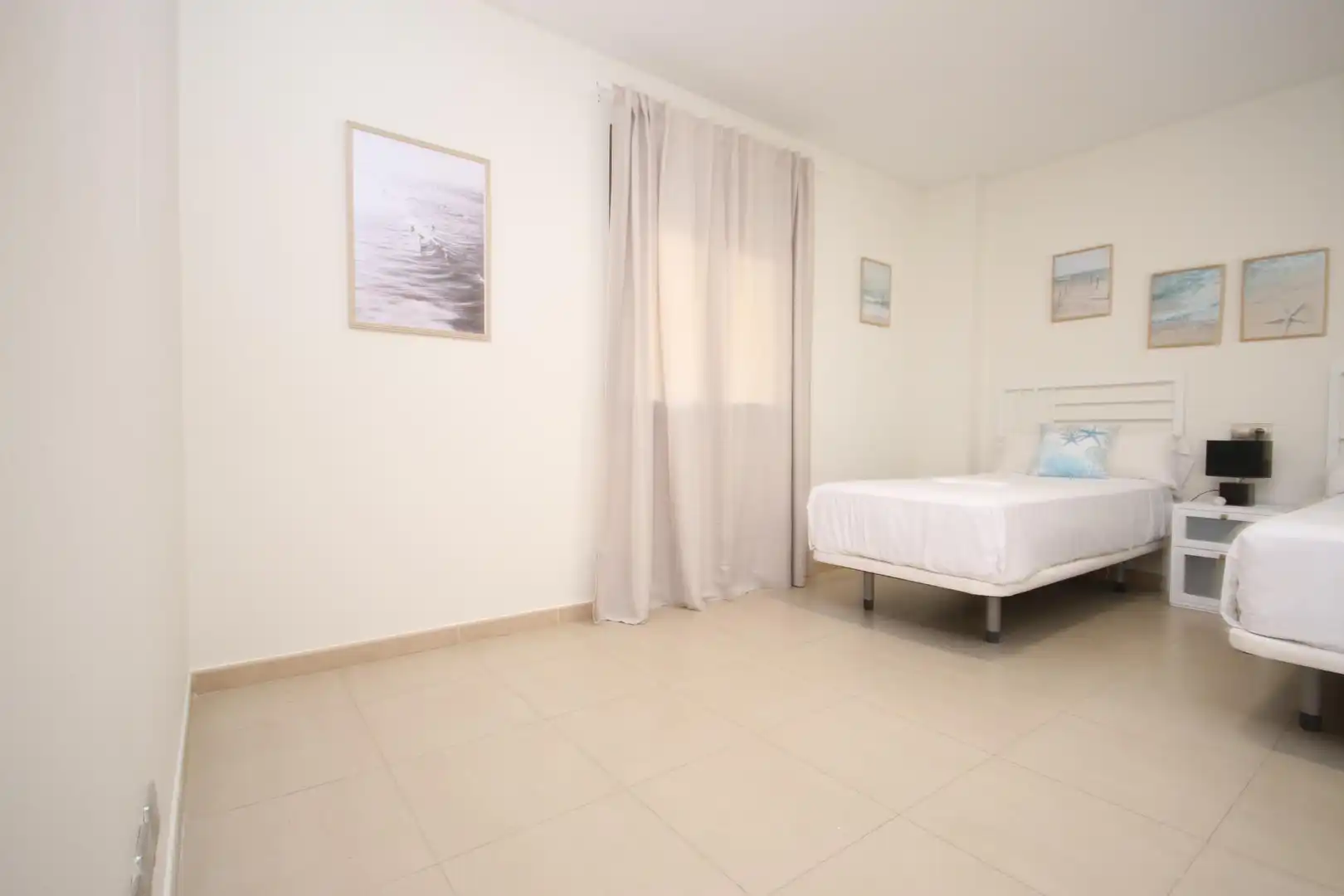 Habitación de Planta baja en venta en Ayamonte con Aire acondicionado, Calefacción y Jardín privado