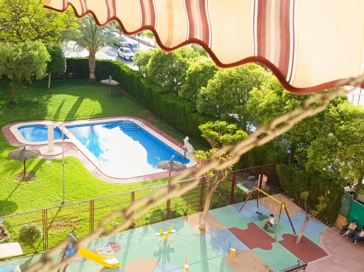 Schwimmbecken von Wohnung zum Verkauf in Alicante / Alacant mit Gemeinschaftspool